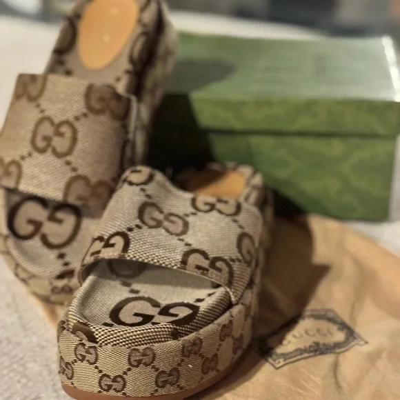 BNWB Canvas Women's platform slide sandal - Picture 5 of 11